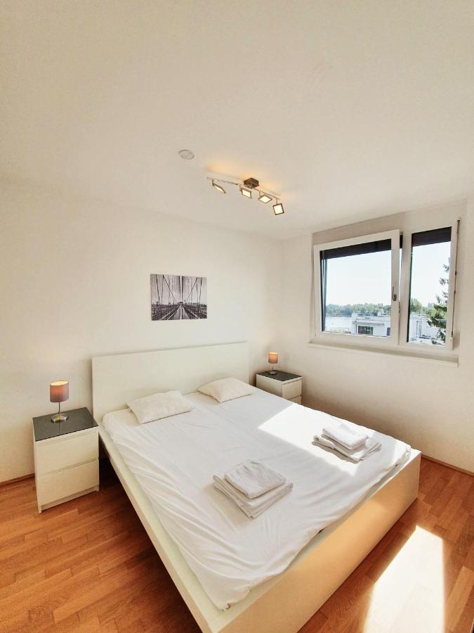 Near Lake Two Bedroom Fully Furnished Apartment Vienna Esterno foto